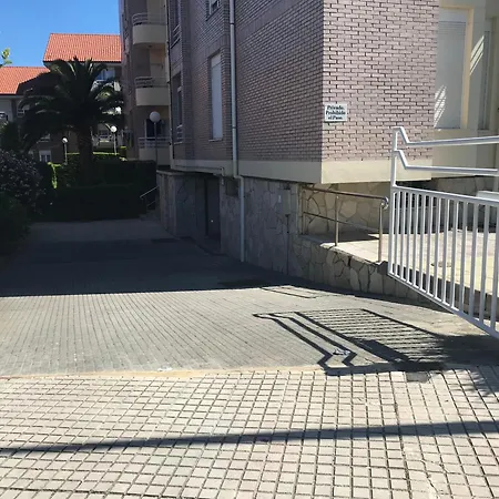 Piso De Dos En Playa De Ris- Apartment *
