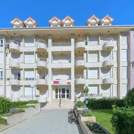Piso De Dos En Playa De Ris- Apartment Noja